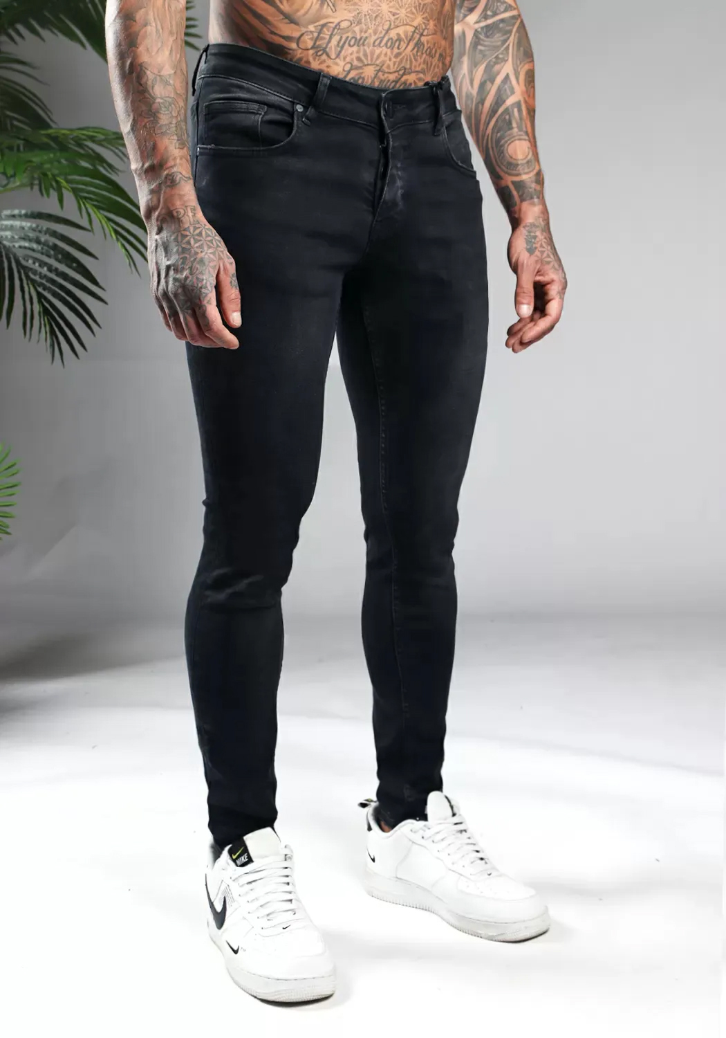 ALL BLACK JEANS 11