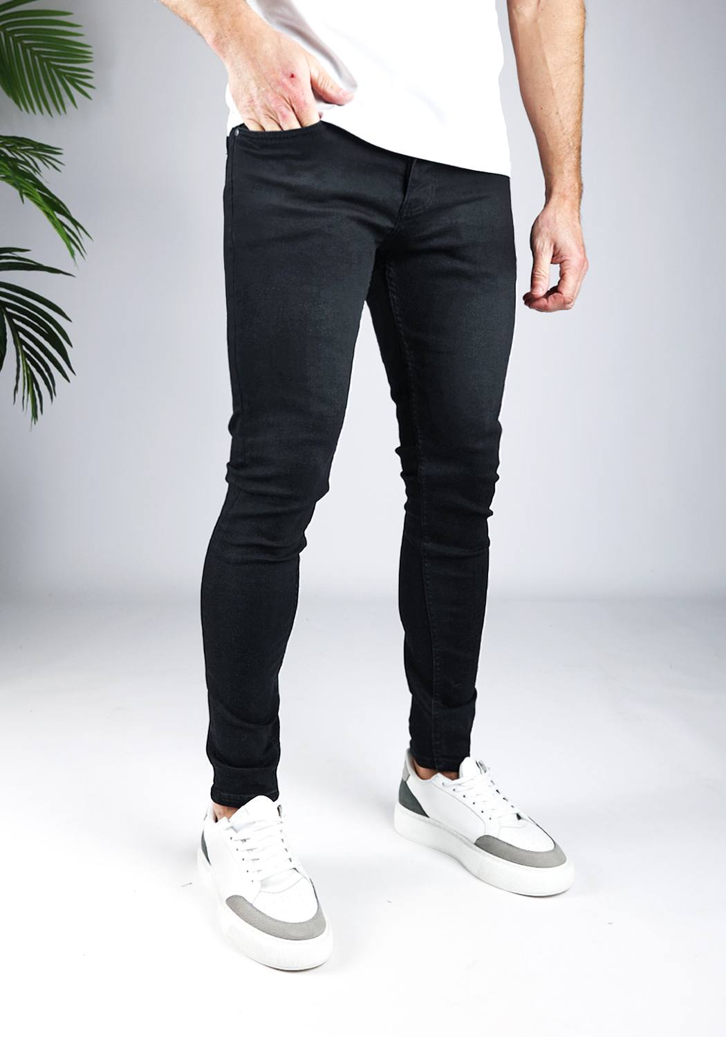 all black jeans 2025 2a